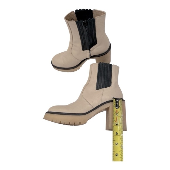 Free People James Chunky Heel Chelsea Boot Cream  Leather size 39 US 9 - Picture 12 of 15